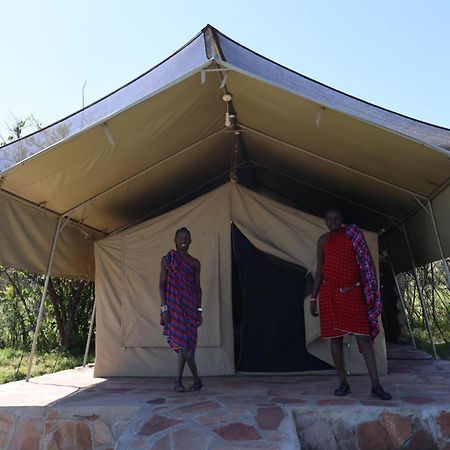 Leruk Maasai Mara Camp Hotel Sekenani ภายนอก รูปภาพ