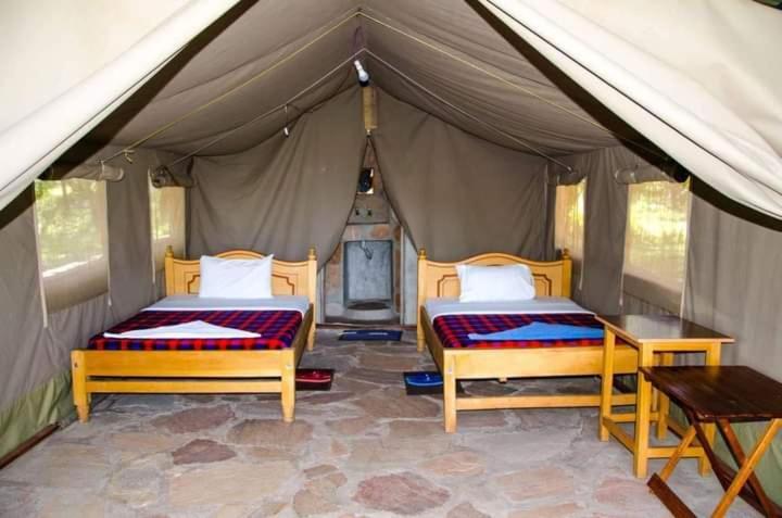 Leruk Maasai Mara Camp Hotel Sekenani ภายนอก รูปภาพ