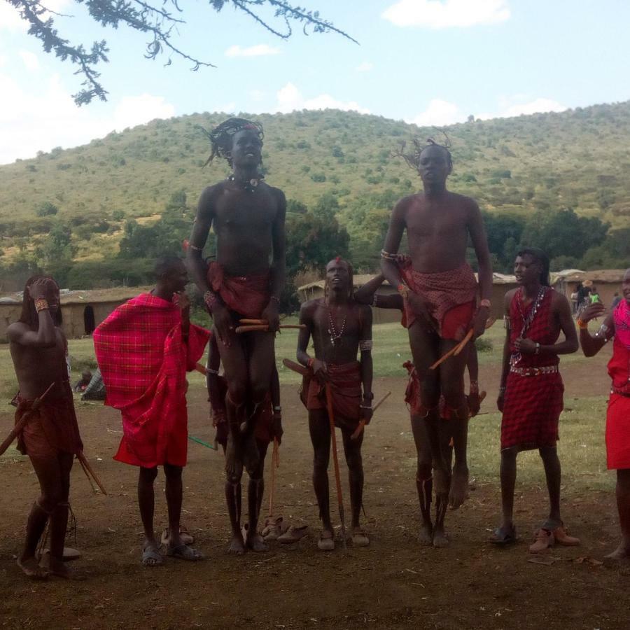 Leruk Maasai Mara Camp Hotel Sekenani ภายนอก รูปภาพ